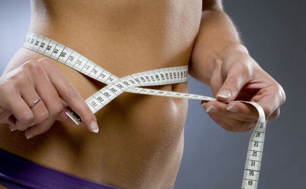 Thanks to diets and exercises, you can reach elegant forms by losing 7 kilos a week. 
