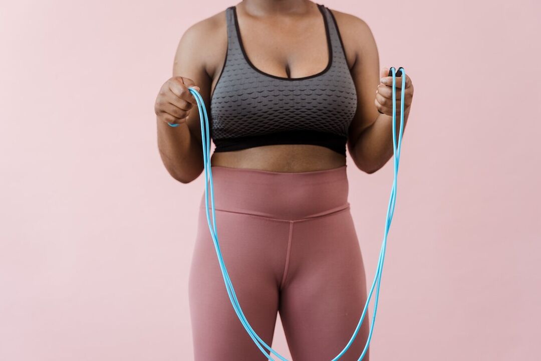 Jumping rope is a cardio exercise that helps you lose weight in the abdominal area