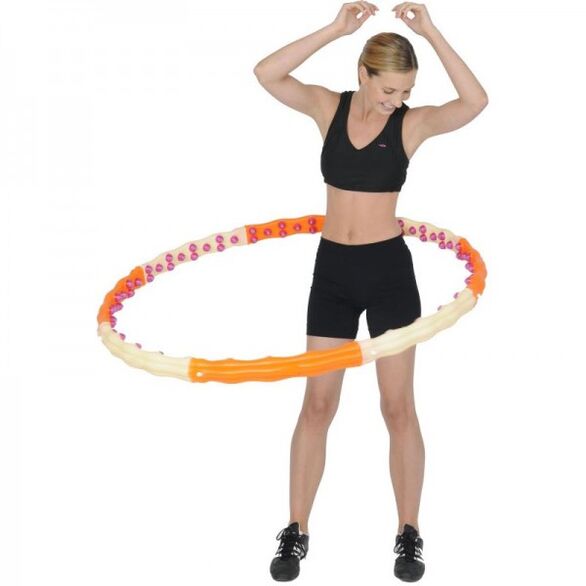 The girl bends the pulley