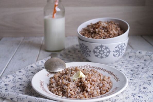 buckwheat porridge with butter